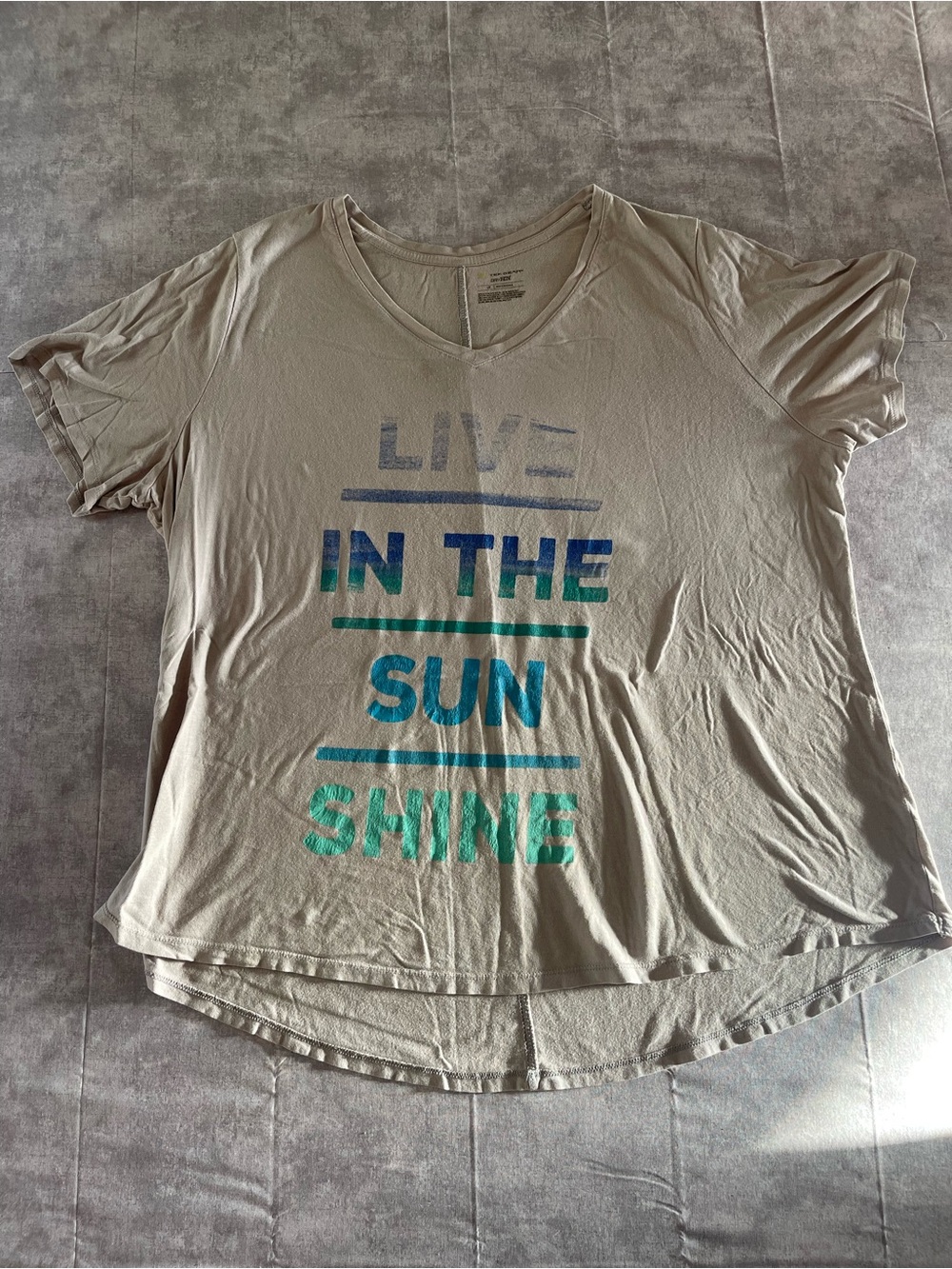 tek gear Beige V-Neck Tee with Blue-Green 'LIVE IN THE SUNSHINE' Graphic